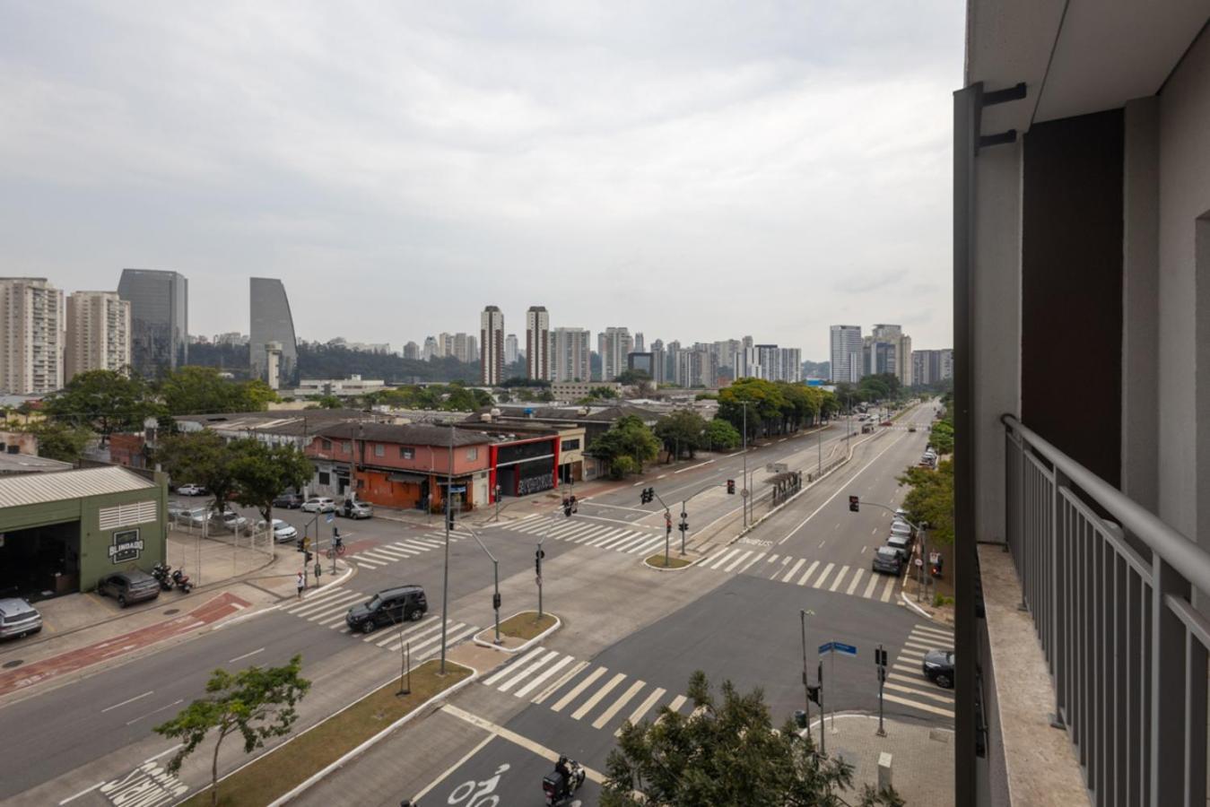 360 Nacoes Unidas Apartment Sao Paulo Exterior photo